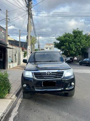 TOYOTA HILUX 2.7 SR 4X2 CD 16V FLEX 4P AUTOMÁTICO TOYOTA HILUX 2.7 SR 4X2 CD 16V FLEX 4P AUTOMÁTICO